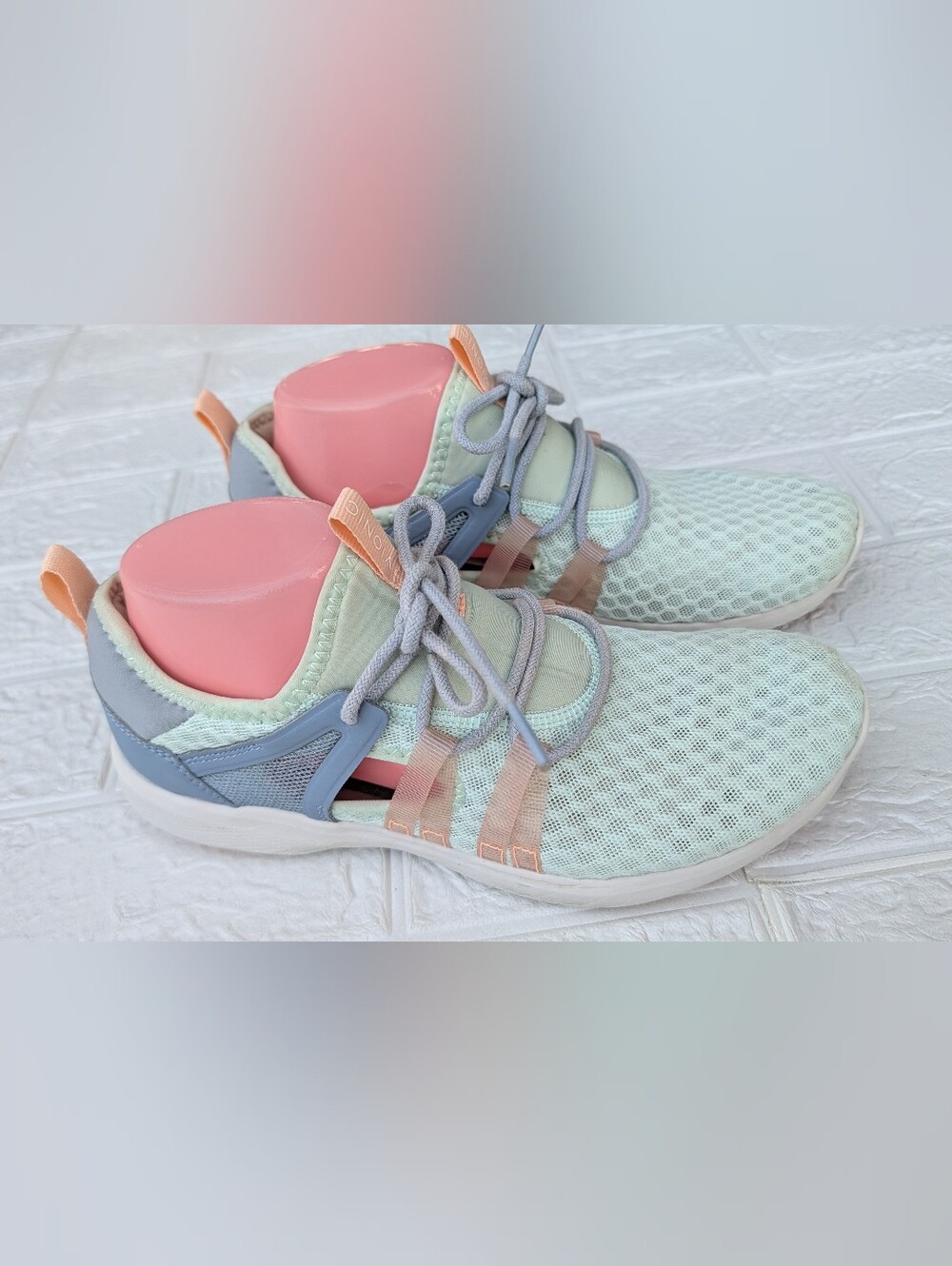 Vionic Adore Mint Mesh Running Shoes Woman's Sz 8